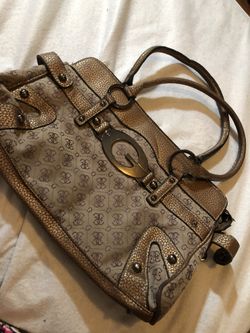 Used GUESS purse
