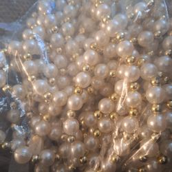 Christmas Pearl Beads Four  104 Inch