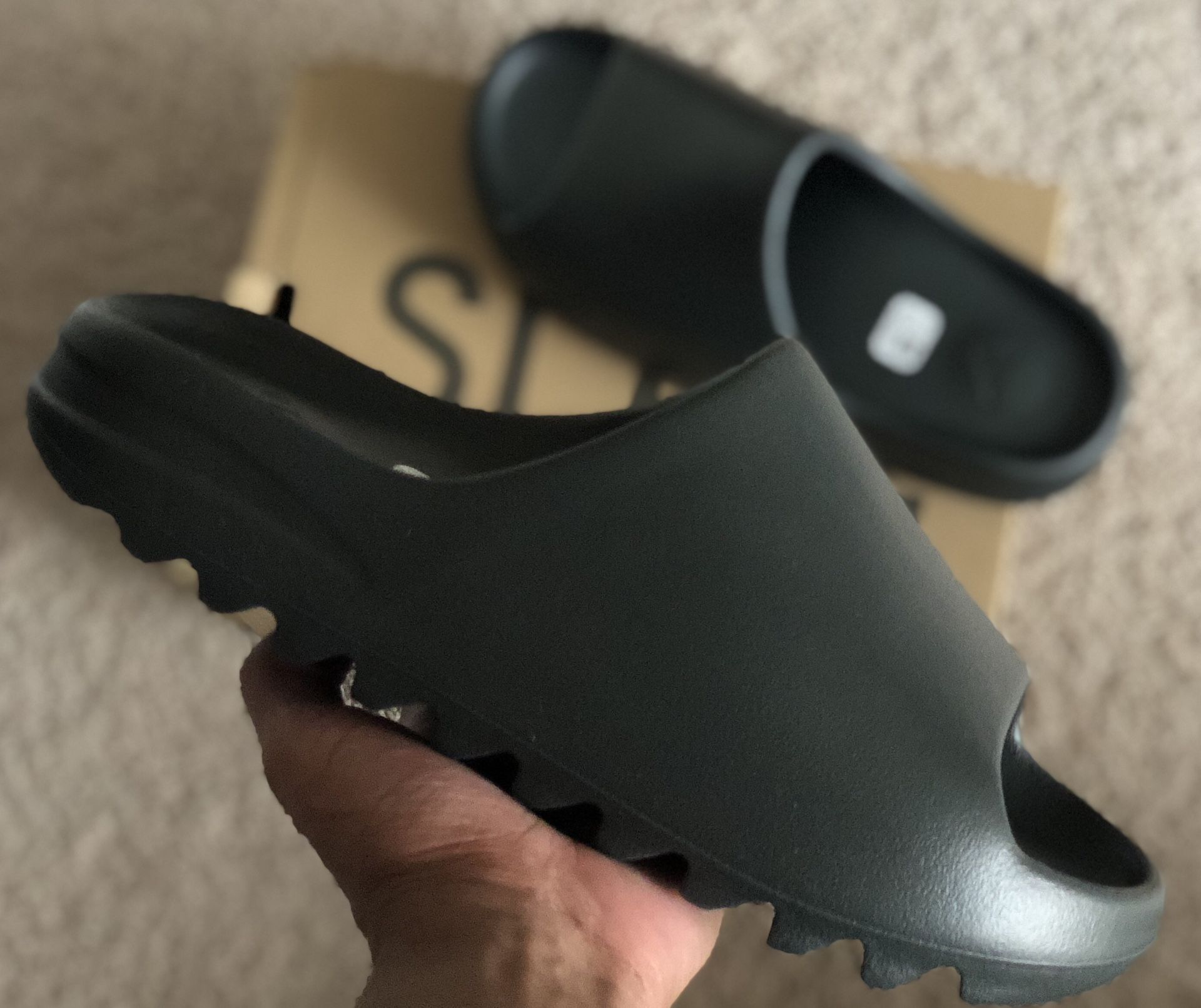 Yeezy Slide Dark Onyx 🚨read Description🚨