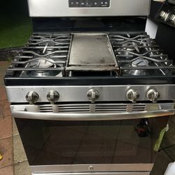 GE Stove
