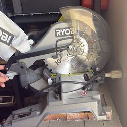Ryobi saw