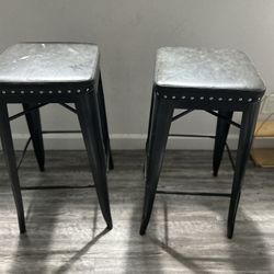 Stools Set 