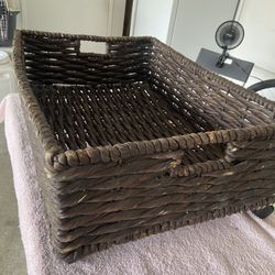 Large Basket With Wheels 