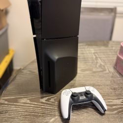 Ps5 Slim Disc And Digital With Custom Matte Black Plates. Spider Man 2 Bundle