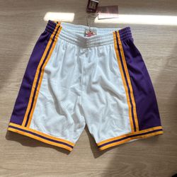 Size Large - Mitchell And Ness Authentic Retro NBA Basketball LA Los Angeles Lakers Mesh Shorts - Kobe Bryant Nike Sports New Era