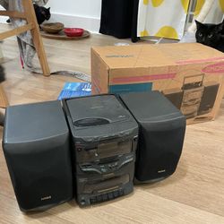 Koss HG1115 Boombox/CD Player