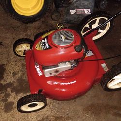 Briggs And Stratton Craftsman Lawn Mower 6.75