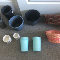 plant pots, all for 10$