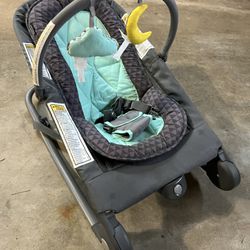 Vibrating Baby Bouncer Seat 