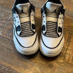 Toddler Jordan 4 Retro Size 10c
