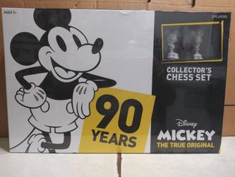 Disney Mickey Collector's Chess Set