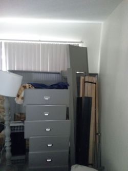Queen Bed