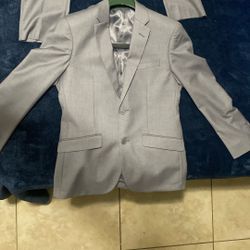 Suit 