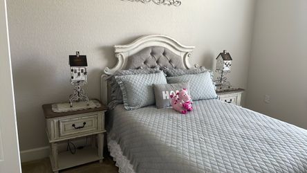 White Wood Tufted Upholstered Bed Headboard