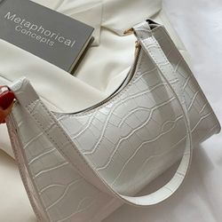 SHEIN White Croc-Pattern Shoulder Bag