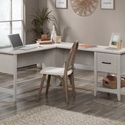 Computer Desk 