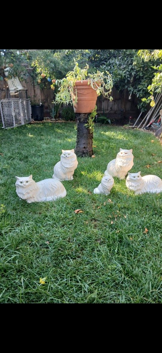 vintage cat decorations