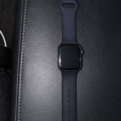 Apple Watch SE 3 GPS + Cellular 40mm Silver Aluminum – Excellent Condition