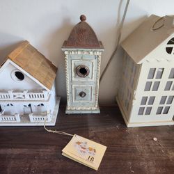 Decorative Bird Houses 