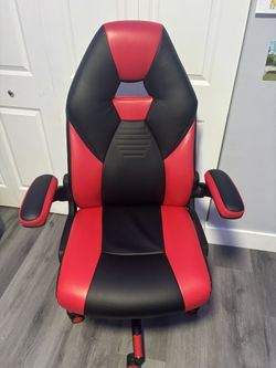 New Gaming chair Brand new And built