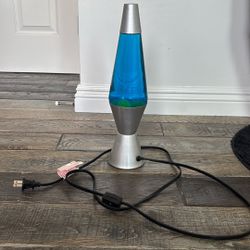 green and blue lava lamp