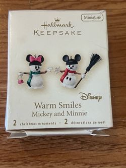 2007 Hallmark Keepsake Disney "Warm Smiles" Miniature Ornaments Set- NOS