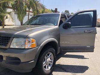 Ford Explorer 2002 Truck