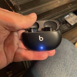 Beats Studio Buds, Like New, Work Perfect, Ready To Pair