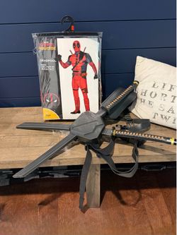 Deadpool costume with katanas