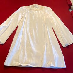 Ladies Short White Crushed Velvet Dress, Size 9