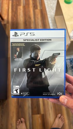 007 first light ps5 - used