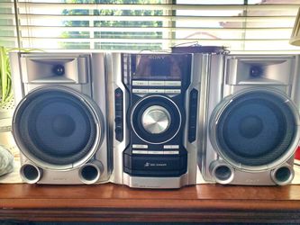 Sony MHC-EC55 Mini Hi-Fi Stereo System (With Remote & Manual)-p/u in Gilbert