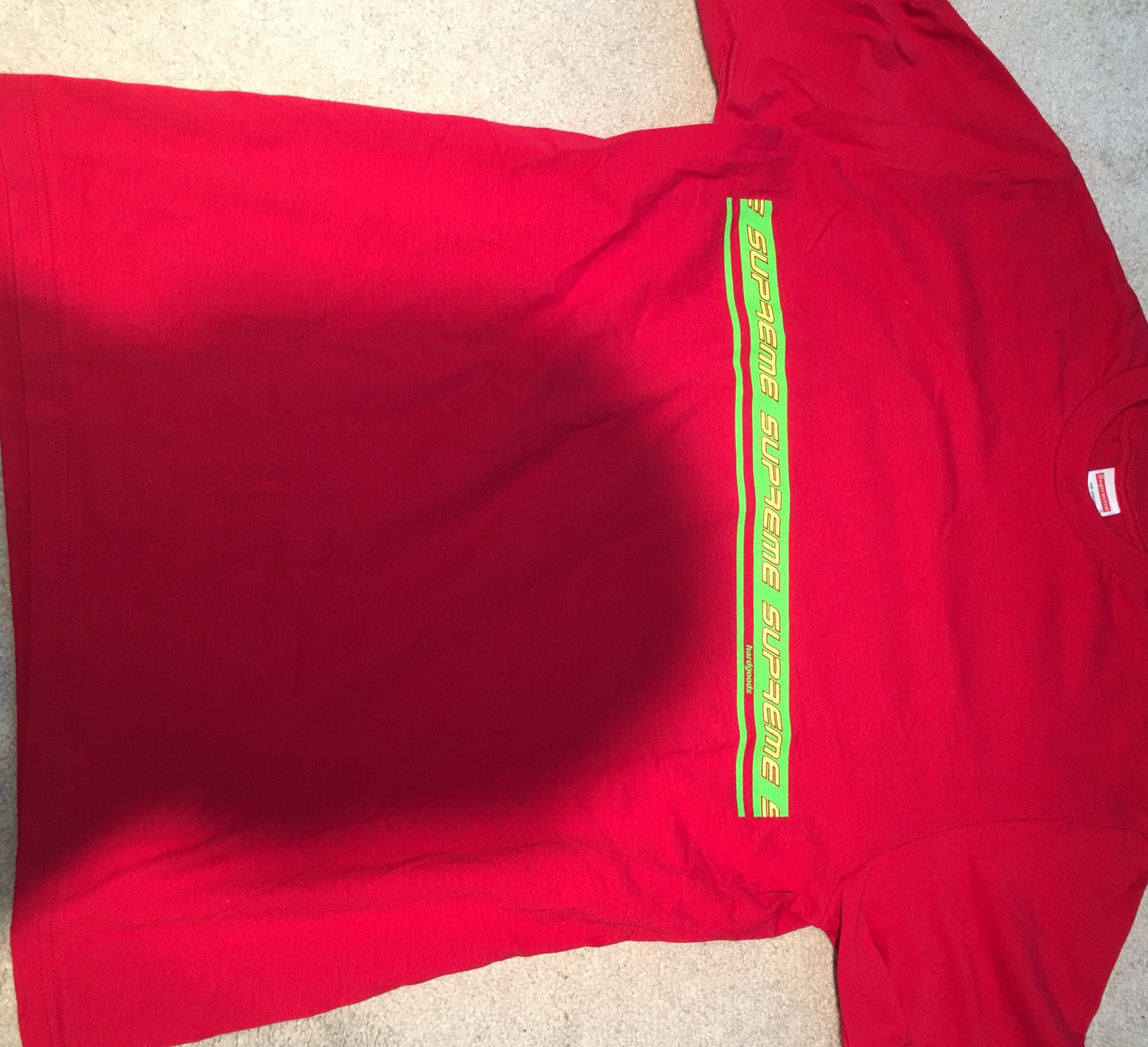 SUPREME Red T-Shirt