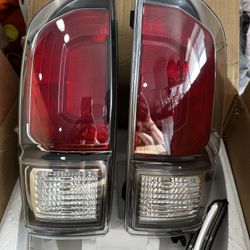 2023 Toyota Tacoma OEM Taillights 