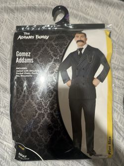 Gomez addams +size costume Spirit Halloween