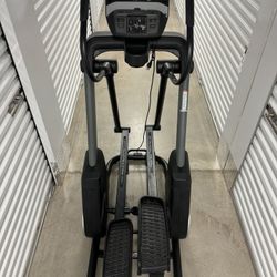 NordicTrack Freestride FS10i Elliptical