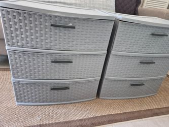 Storage drawers