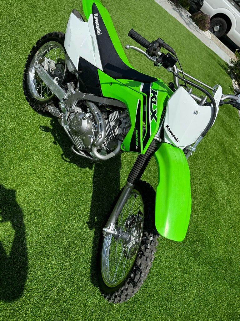 2023 Kawasaki 140RL
