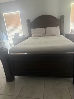 5 pc queen bedroom set