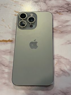 Iphone 15 pro max (unlocked)