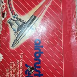 Vintage VL Double Action Airbrush Set from Paasche
