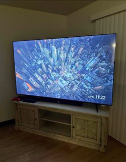 75" ONN Roku TV