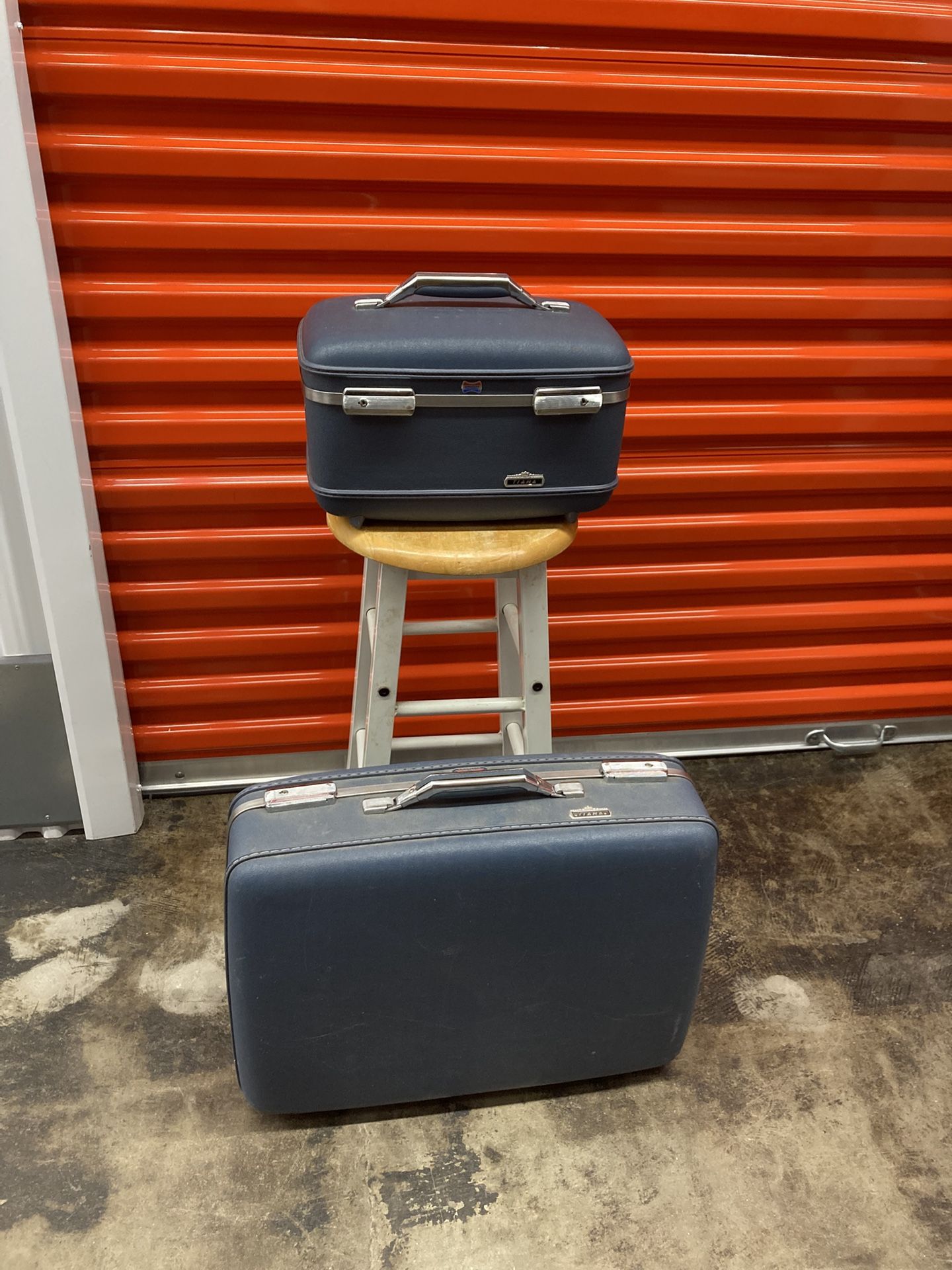 Vintage American Tourister Tiara Pair