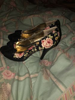 Rose print heels