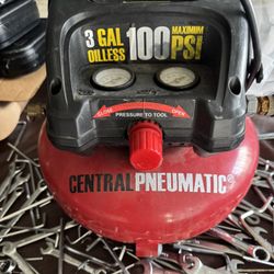Central Pneumatic Pancake Air Compressor 3 Gallons 