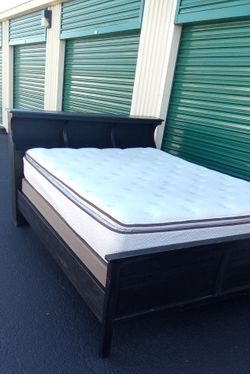 QUEEN BED FRAME WITH BOX AND MATTRESS