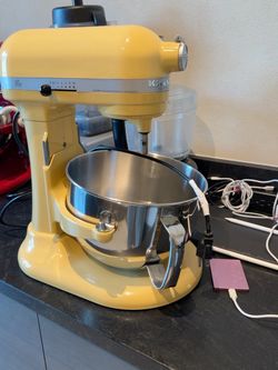 NOT WORKING / for repair or parts. KitchenAid Professional 6 Qt Stand Mixer