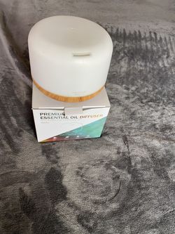 Essential oil diffuser  