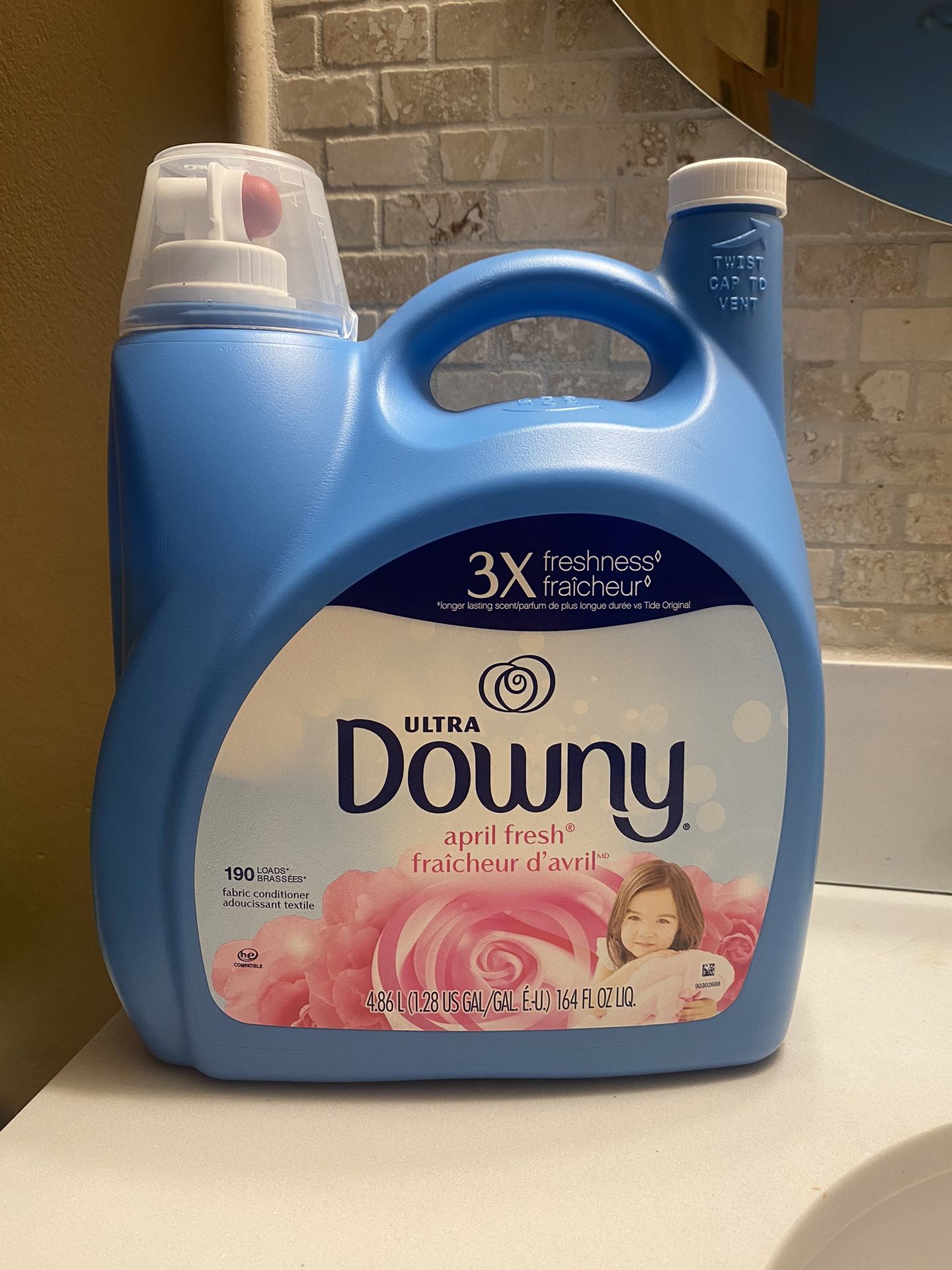 Downy Fabric softener. 190 Loads