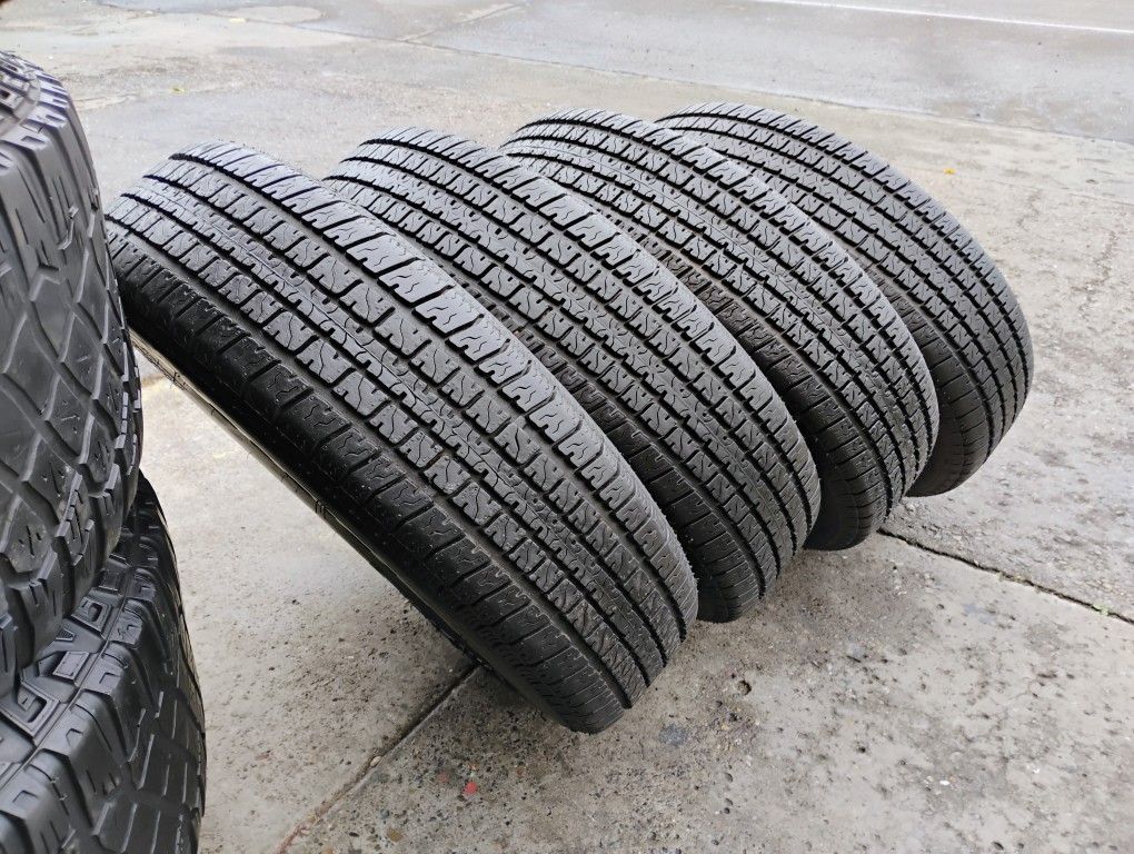 Trailer Tires ST205/75/15" Carlisle